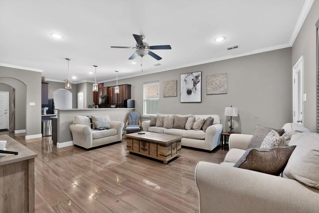 1423 Barrel Drive, Dallas