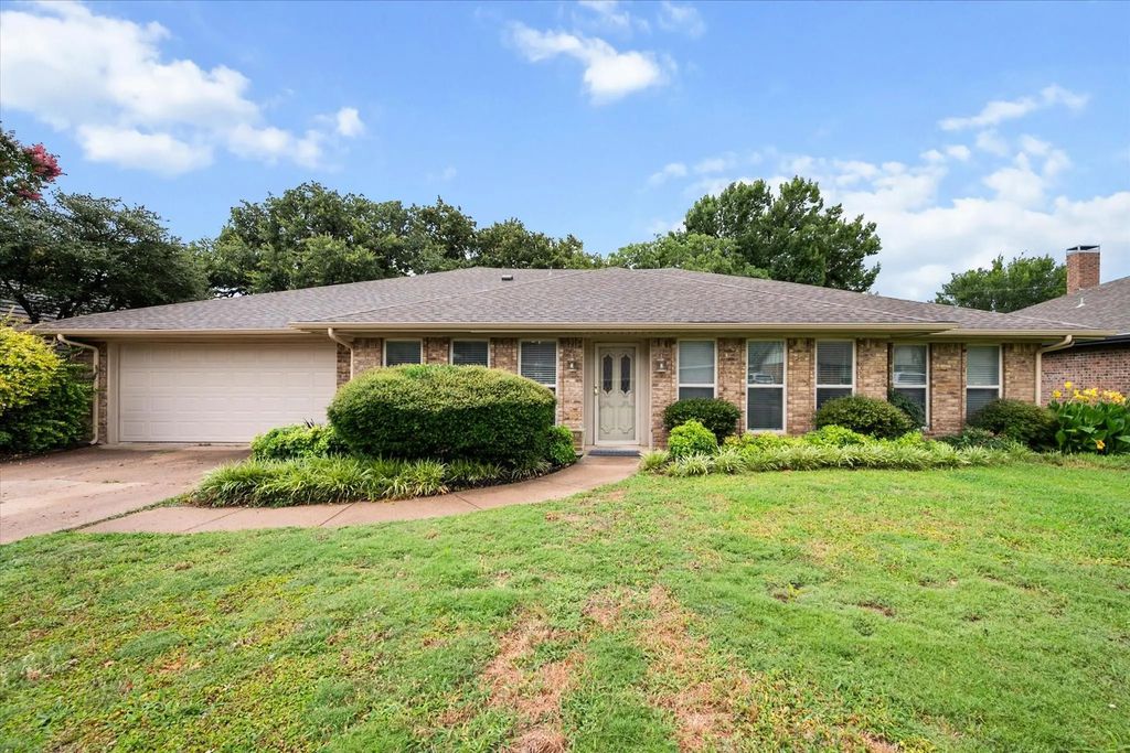 1018 Auburn Drive, Arlington