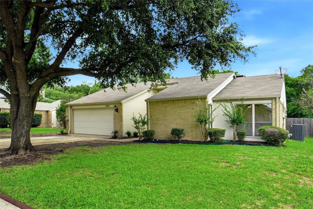 2001 Jasmine Lane, Plano