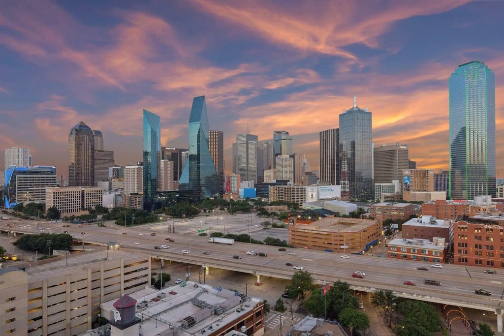 2200 Victory Avenue 1604, Dallas