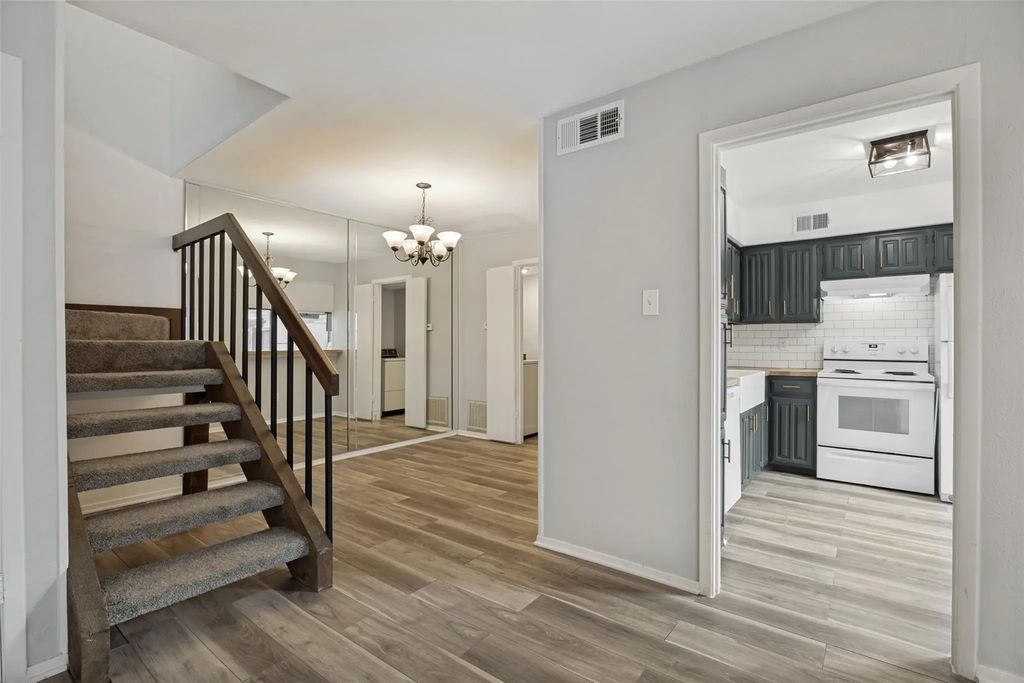 333 Melrose Drive 35d, Richardson