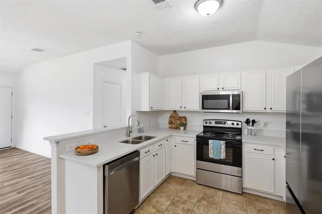 9447 Crimnson Court, Dallas