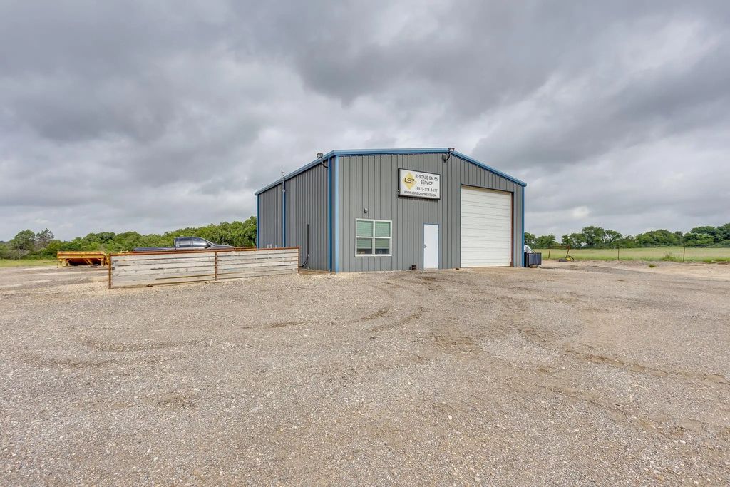 4729 E Highway 67, Keene