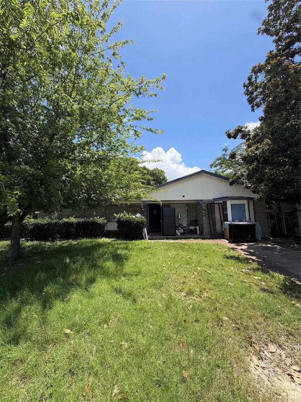 6224 Highland Hills Drive, Dallas