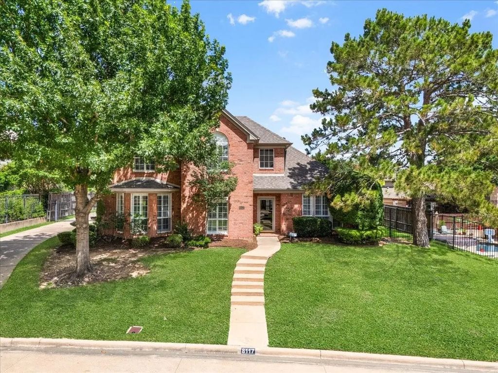 8117 Sun Meadows Court, Fort Worth