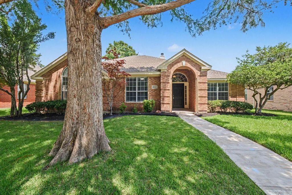 8820 Clear Sky Drive, Plano