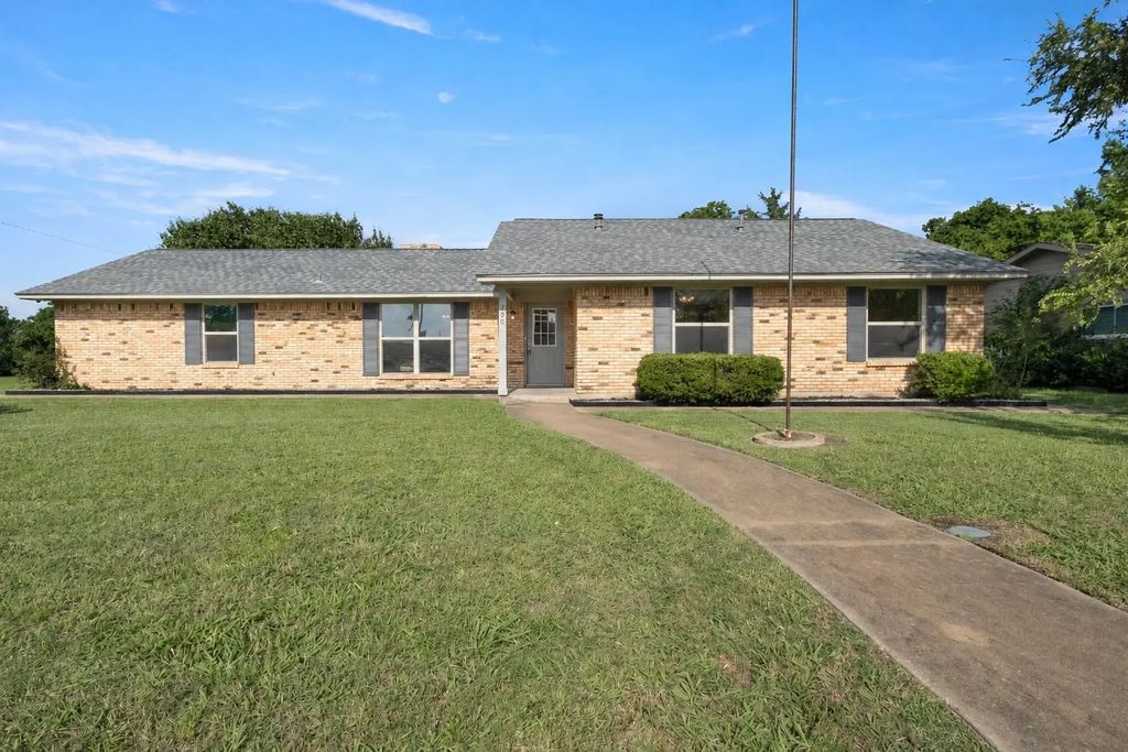790 W Jefferson Street, Van Alstyne