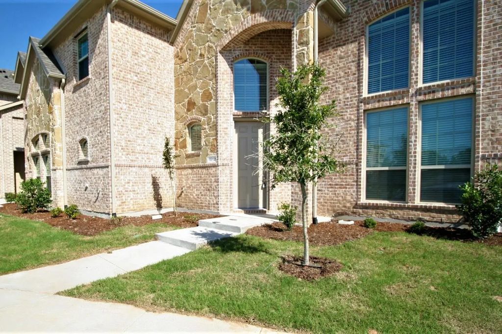1512 Joy Drive, Carrollton
