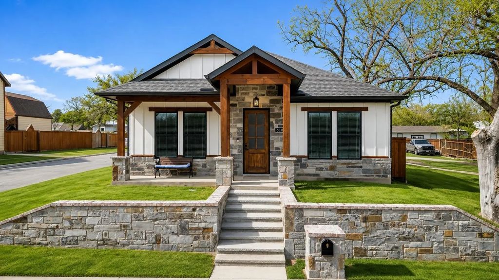 518 Bois D Arc Street, Weatherford