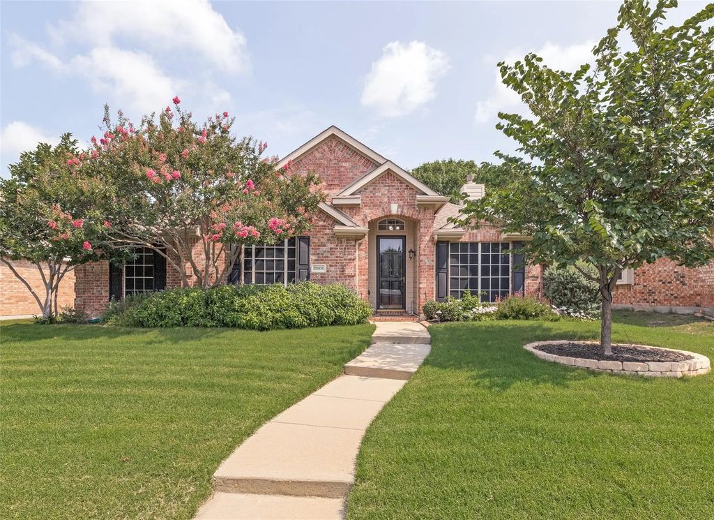 10606 Stone Falls Lane, Frisco