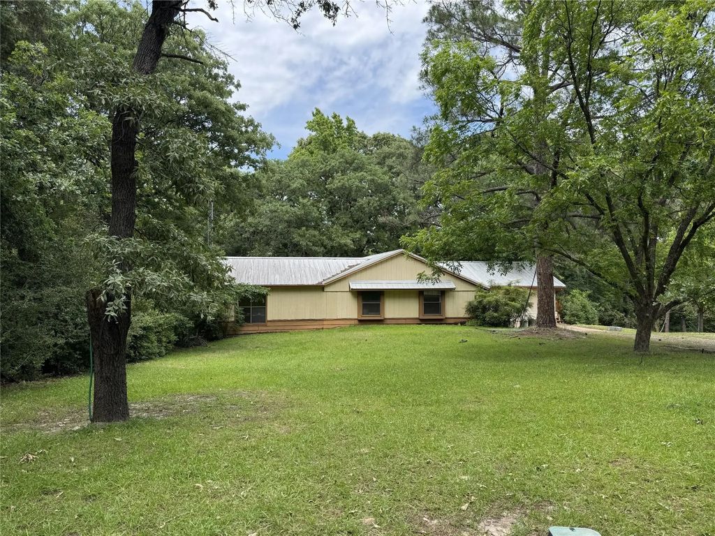 289 Llano Bend, Holly Lake Ranch