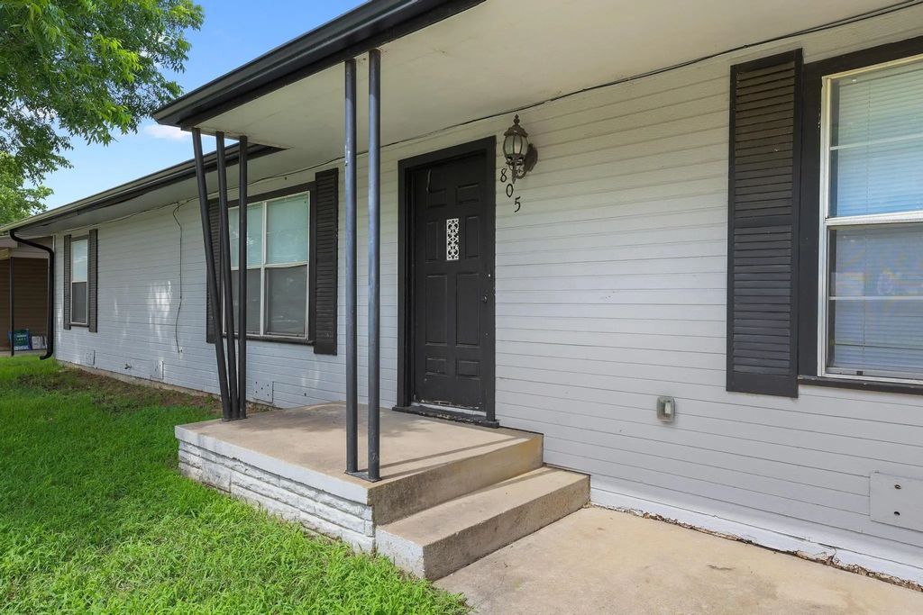 805 Mulkey Lane, Denton