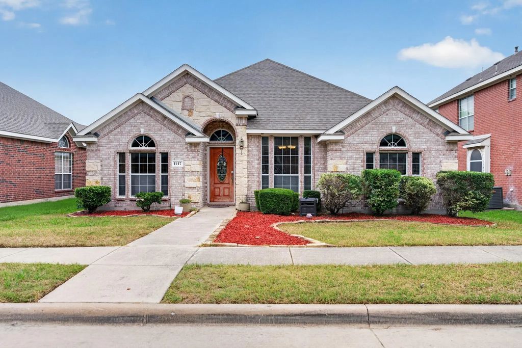 1217 Yukon Drive, Glenn Heights