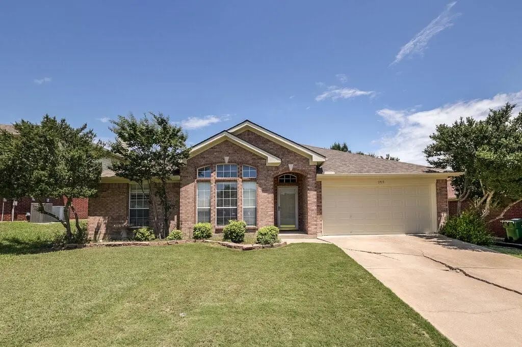 1713 Windcastle Drive, Mansfield