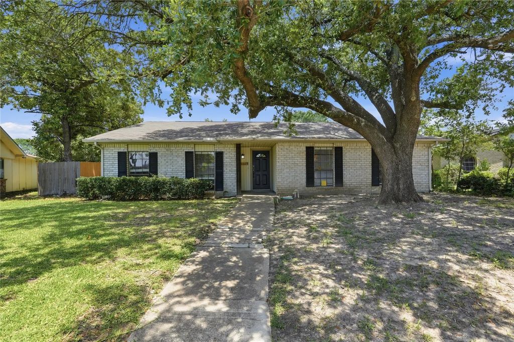 3517 Knoll Point Drive, Garland