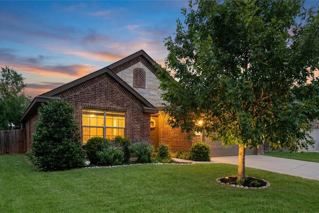 4200 Old Timber Lane, Fort Worth