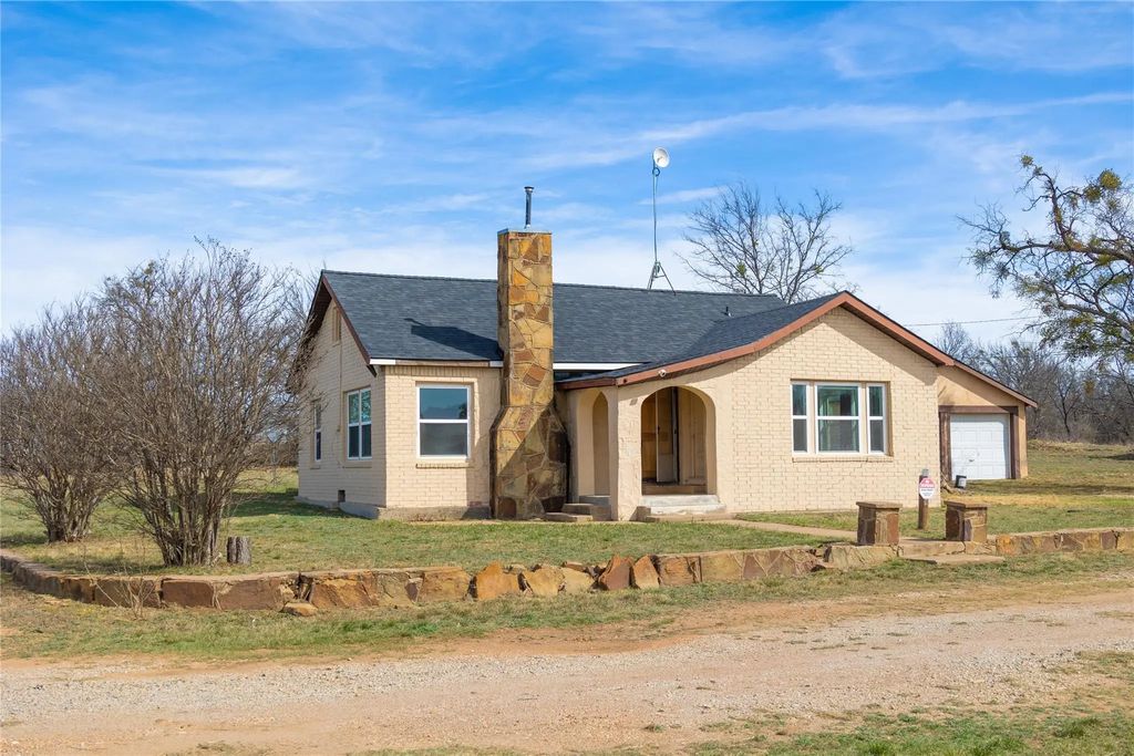 9224 Highway 279, Brownwood