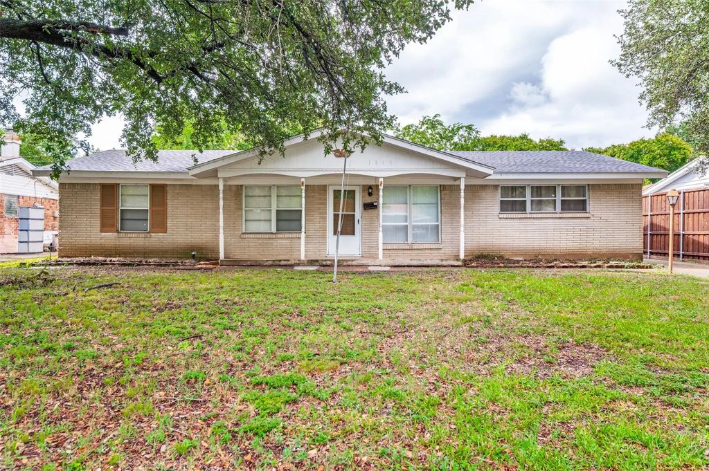 1818 Tartan Drive, Carrollton