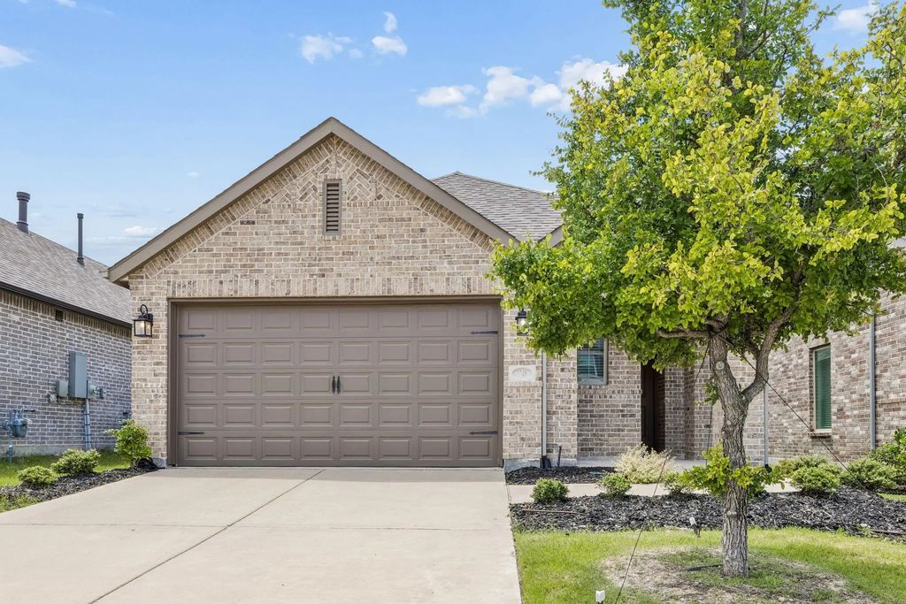 1749 Eagle Landing, Van Alstyne