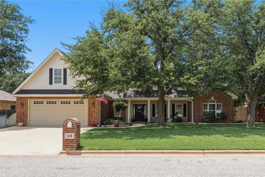 118 Rainbow Drive, Early