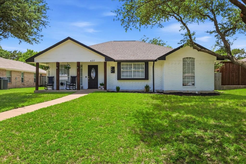 437 Bradshaw Street, Cedar Hill