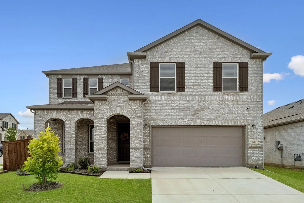 984 Brock Drive, Aubrey