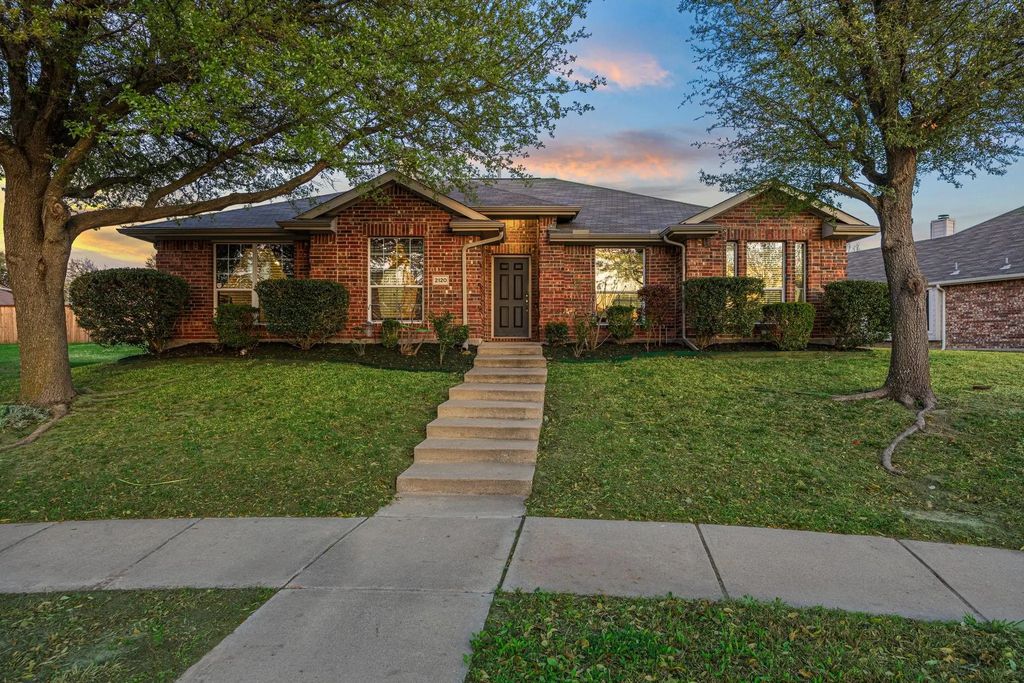 2120 Paintcreek Court, Rockwall