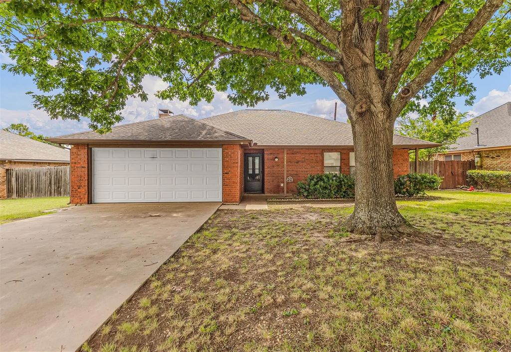 1422 Stiles Court, Midlothian