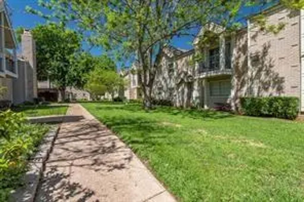 5881 Preston View Boulevard 170, Dallas