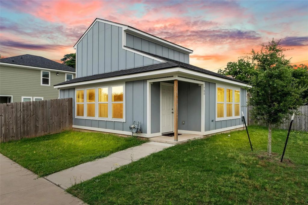 700 Hines Avenue, Waco