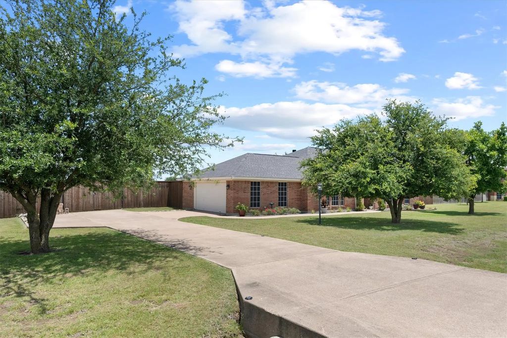 1108 Chestnut Drive, Venus