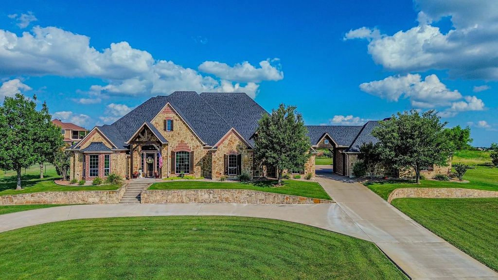 903 S Savage Creek Lane, Weatherford