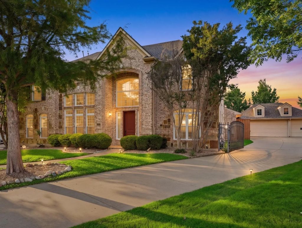 2533 Green Oak Drive, Carrollton