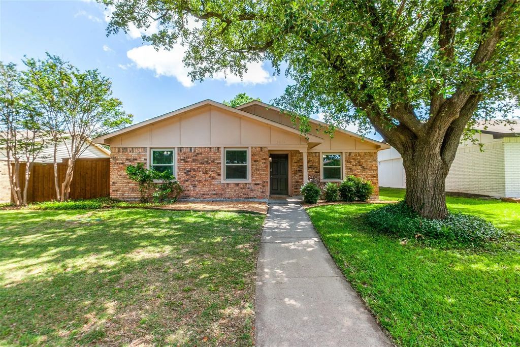 3014 Silverdale Lane, Garland