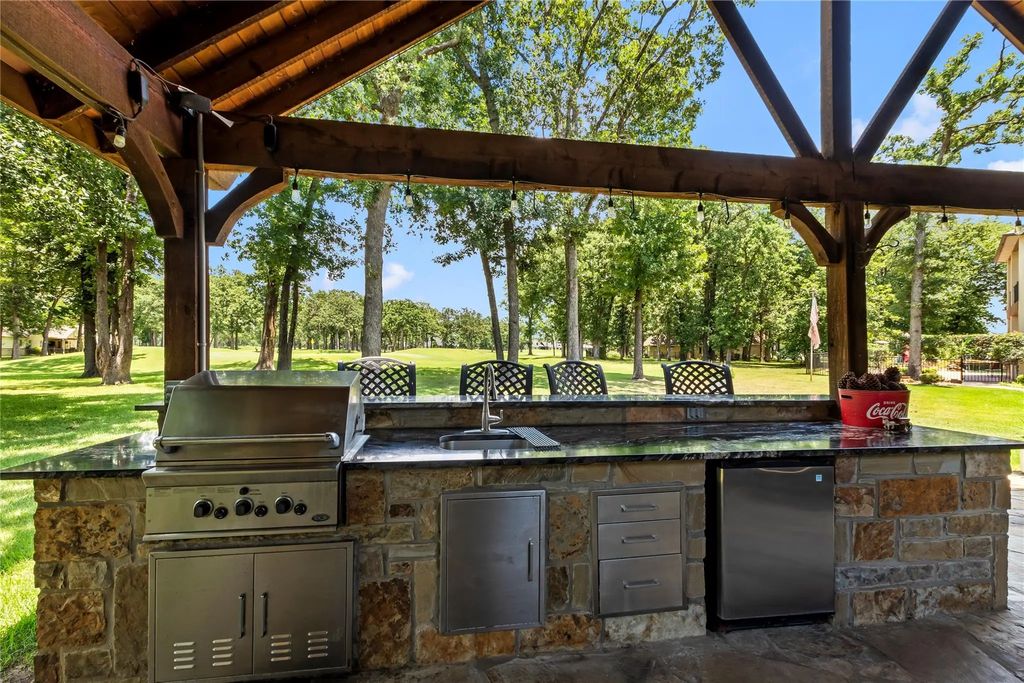 301 Saint Andrews Drive, Mabank