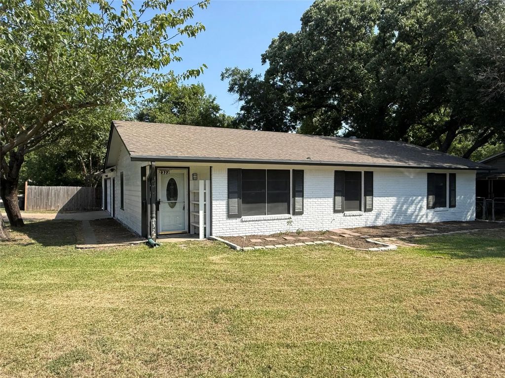 2322 W 1st Avenue, Corsicana