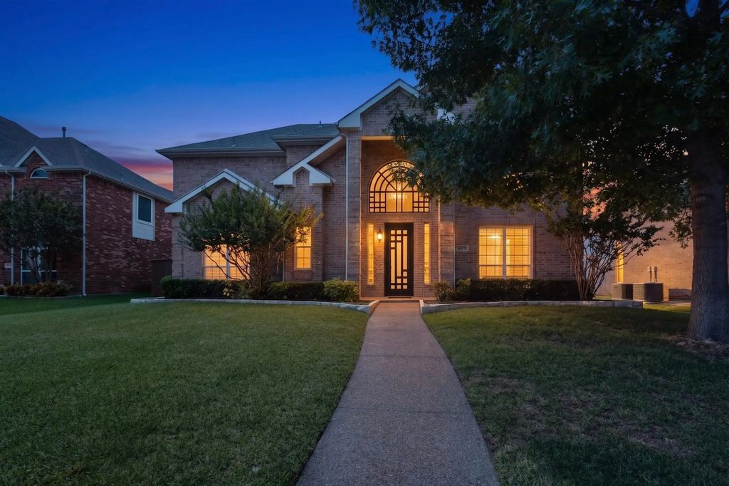 409 Graywood Court, Coppell