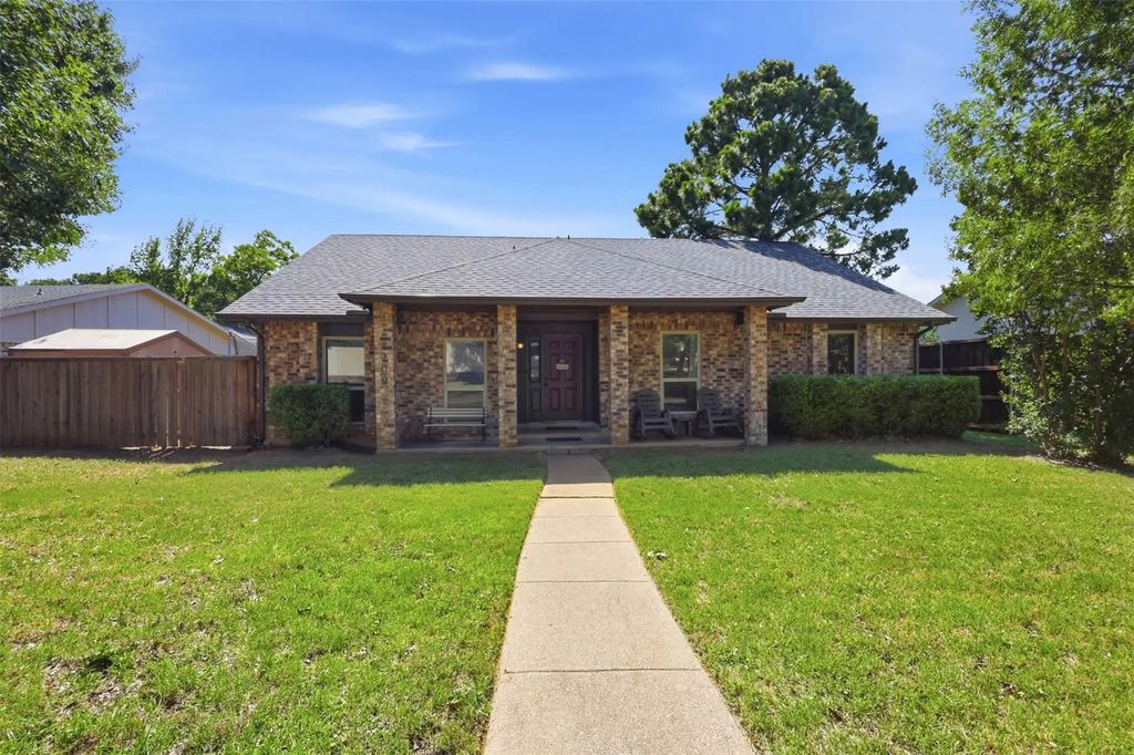 4209 Avon Court, Flower Mound