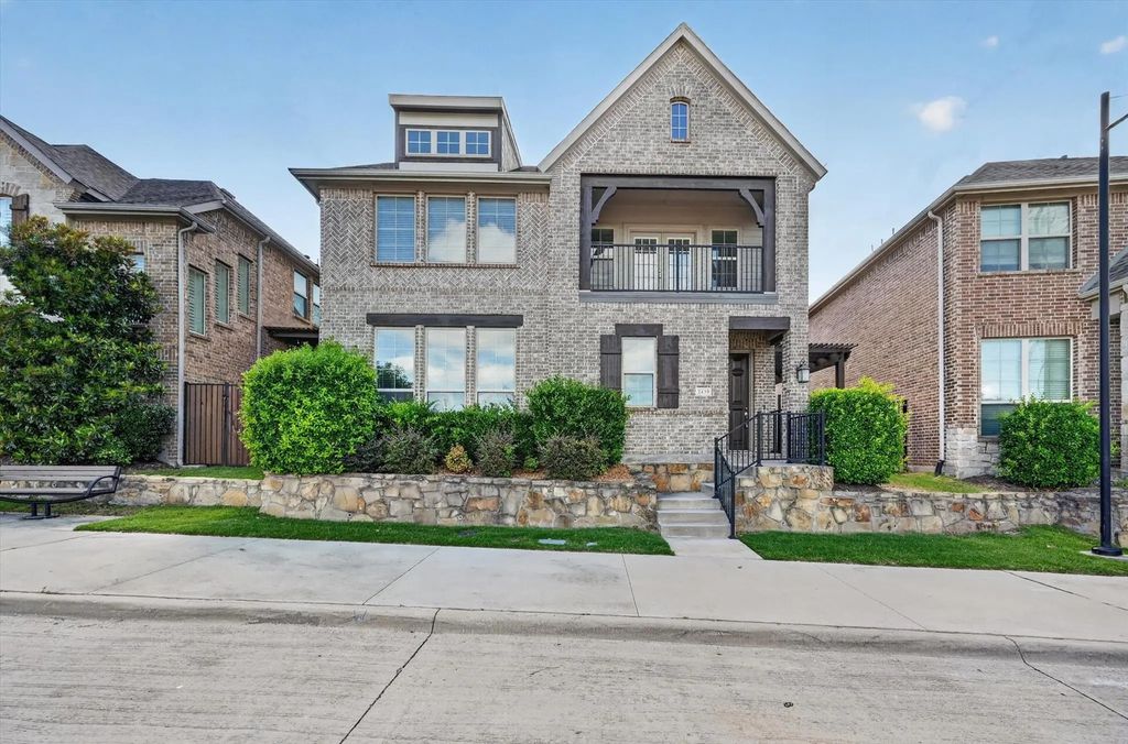 2439 Southgate Drive, Richardson