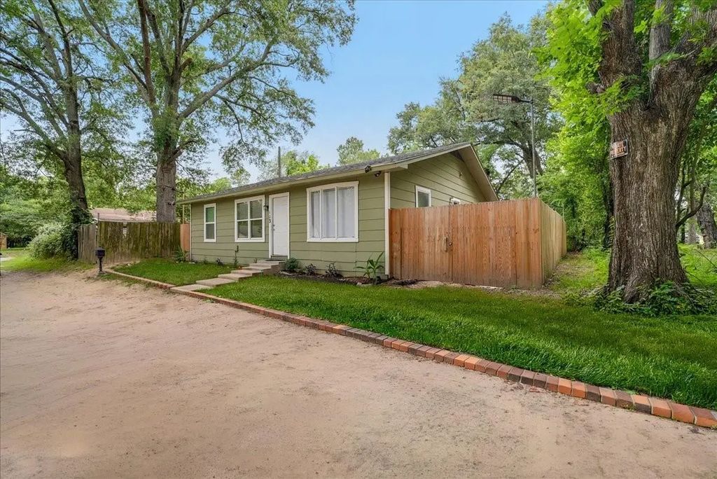 103 Lamar Alley, Sulphur Springs