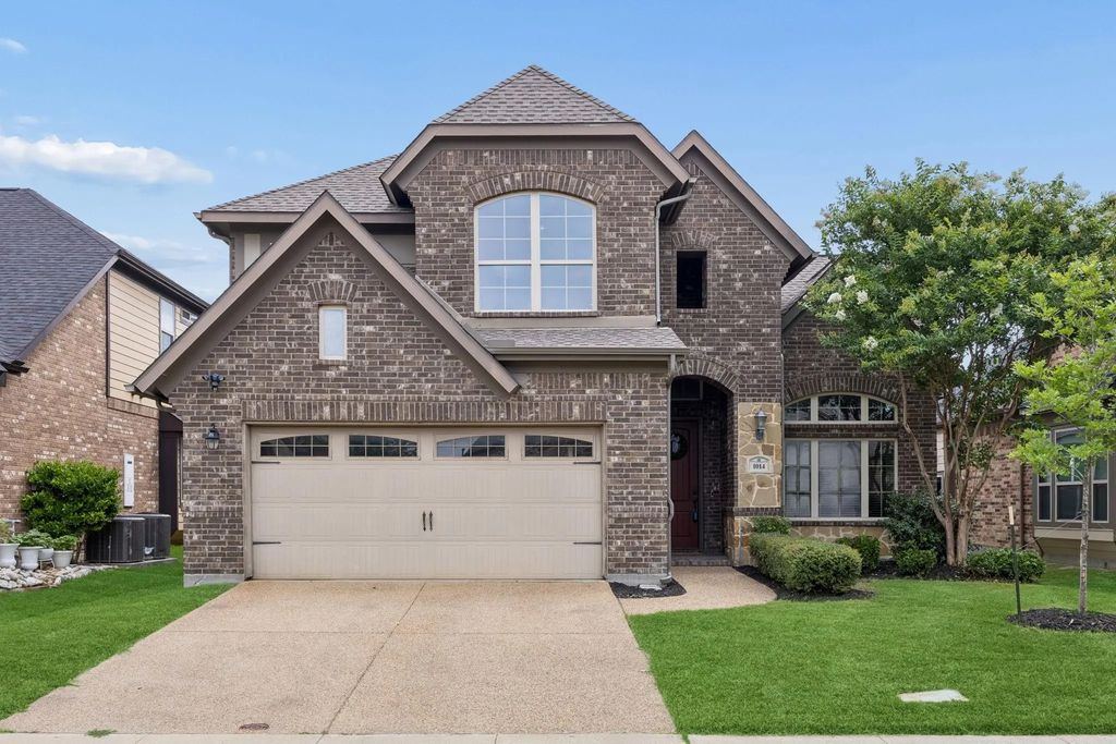 1014 Dunhill Lane, Forney
