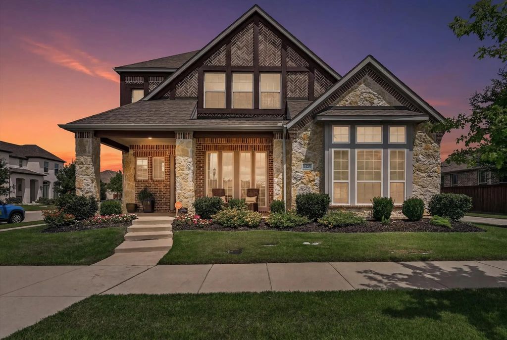 1423 William Way, Farmers Branch