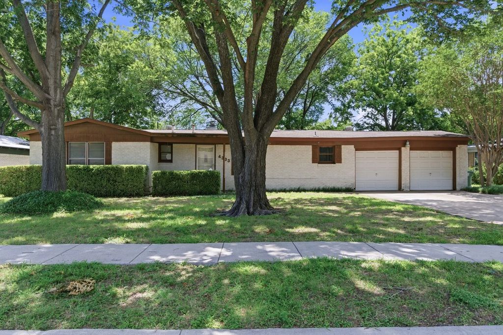 4333 Mackey Drive, North Richland Hills
