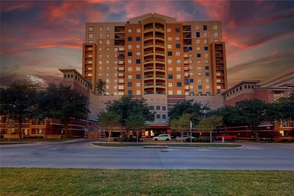 330 Las Colinas Boulevard E 920, Irving