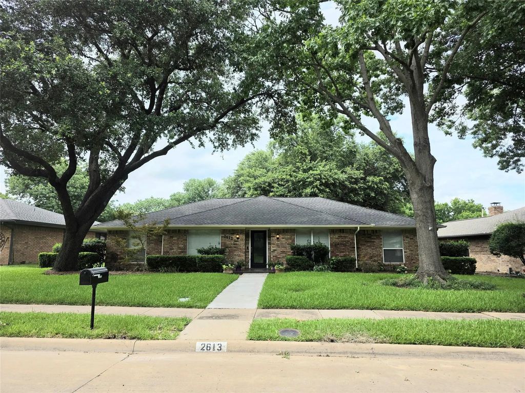 2613 Live Oak Lane, Plano