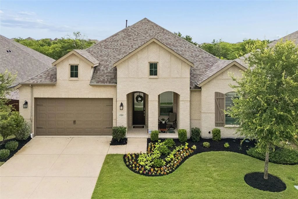 1104 Bluestem Drive, Aubrey