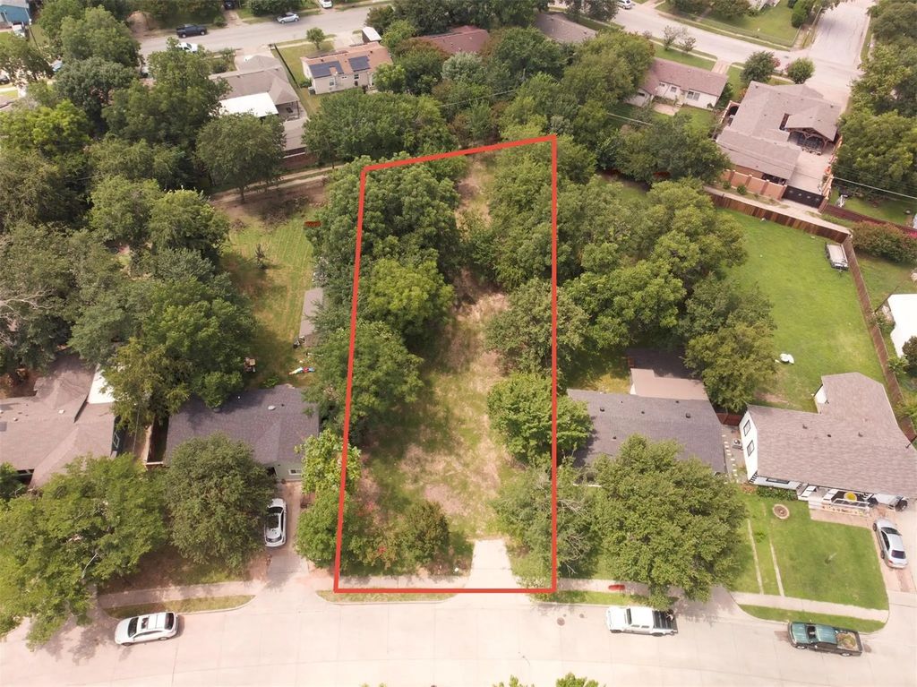 1609 Dale Place, Irving