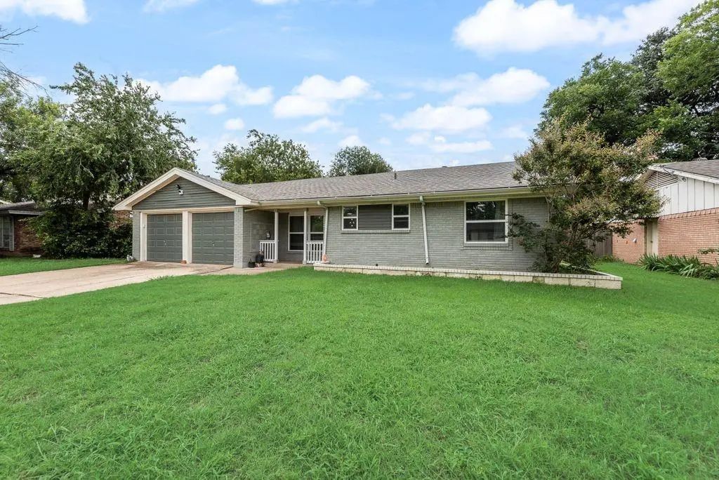 13660 Heartside Place, Farmers Branch