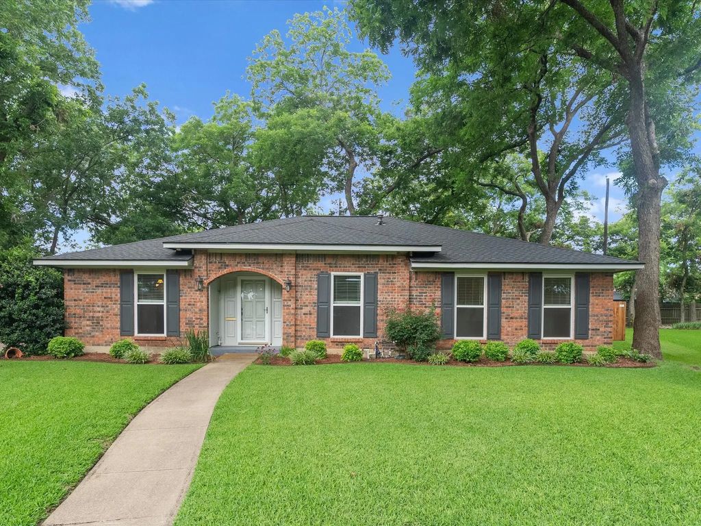 602 Adams Drive, Duncanville