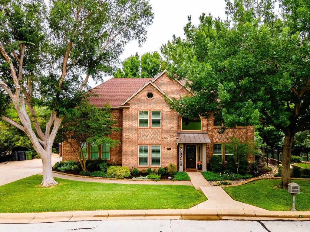 4105 Cross Bend Drive, Arlington